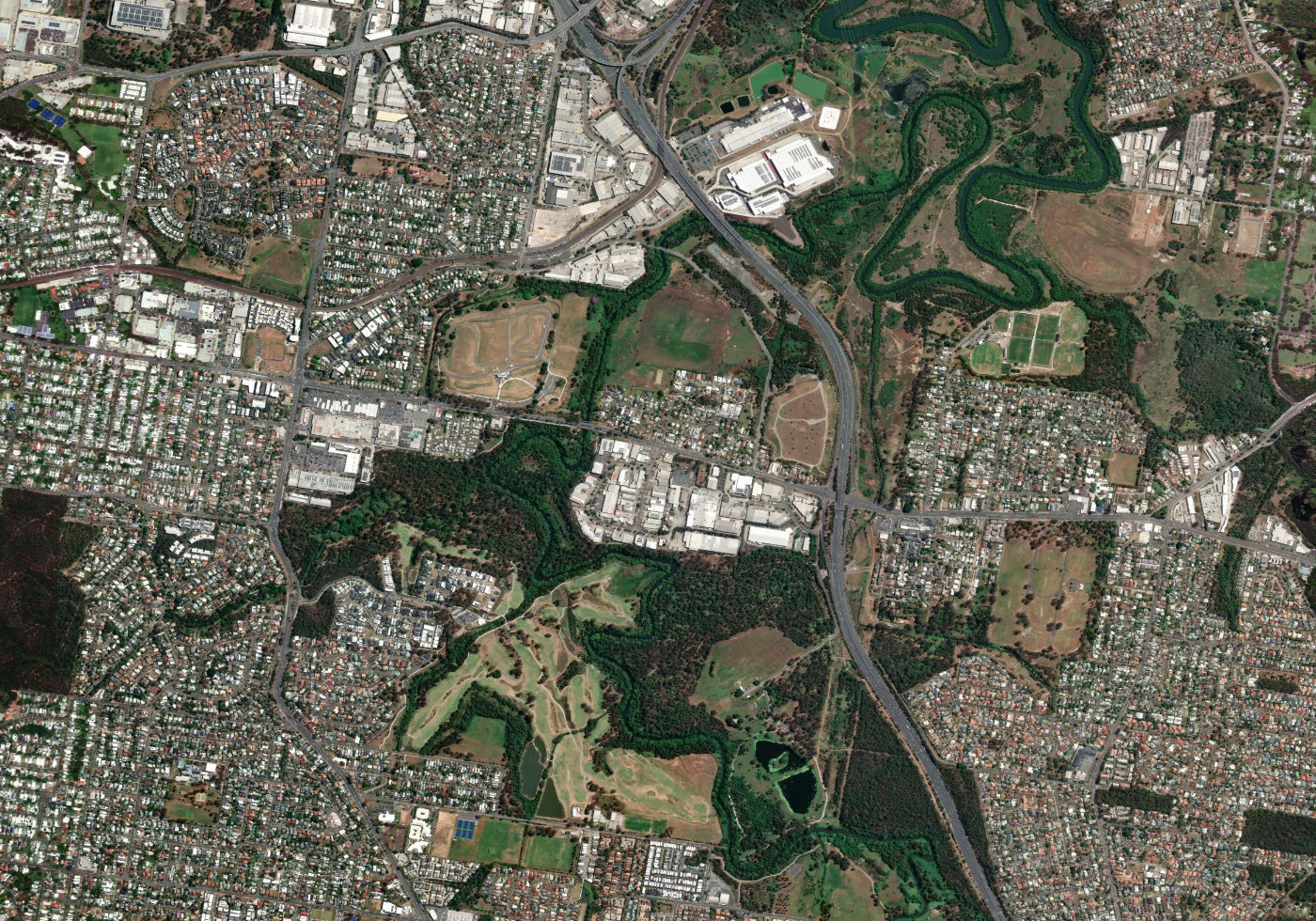 Satellite map of Brisbane industrial areas with sample asset positions and site geofences